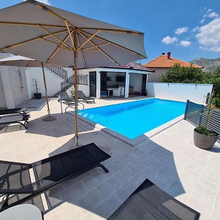 Studio Apartmani Milovic Trebinje Eksteriør billede