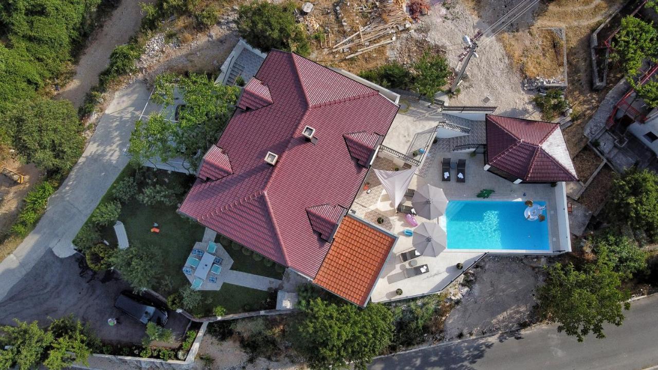Studio Apartmani Milovic Trebinje Eksteriør billede