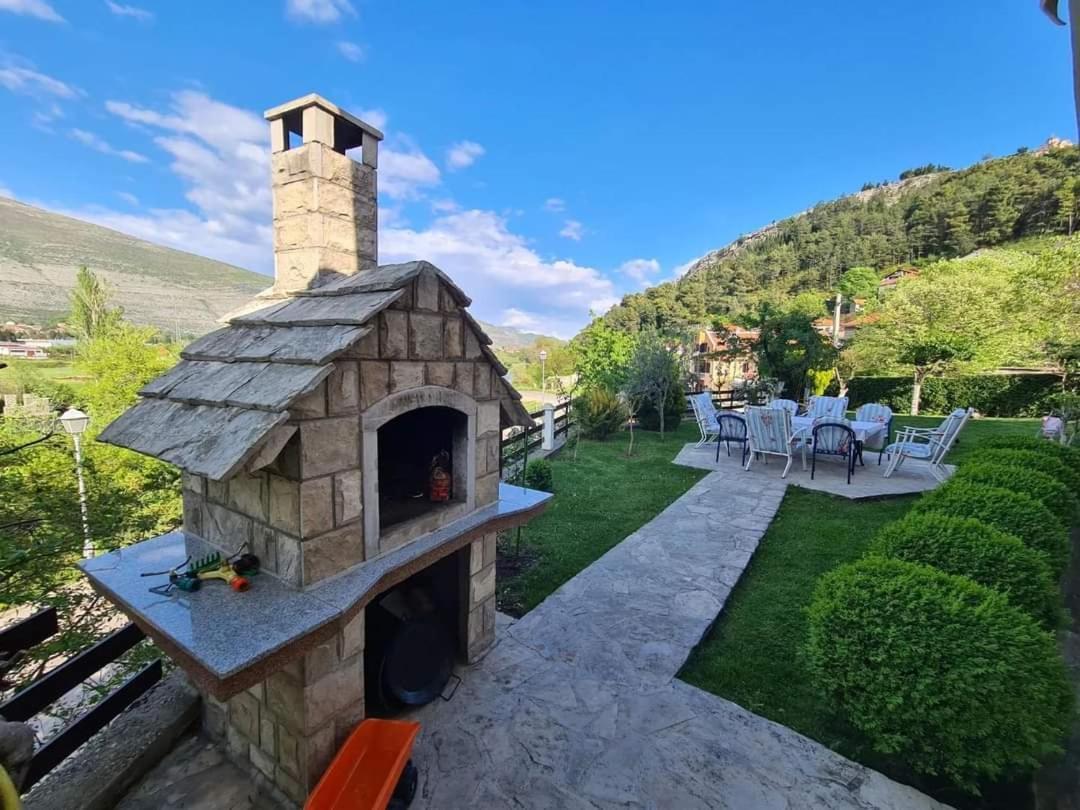 Studio Apartmani Milovic Trebinje Eksteriør billede