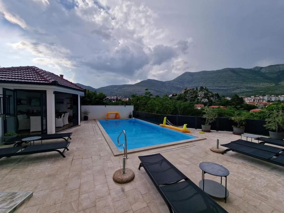 Studio Apartmani Milovic Trebinje Eksteriør billede
