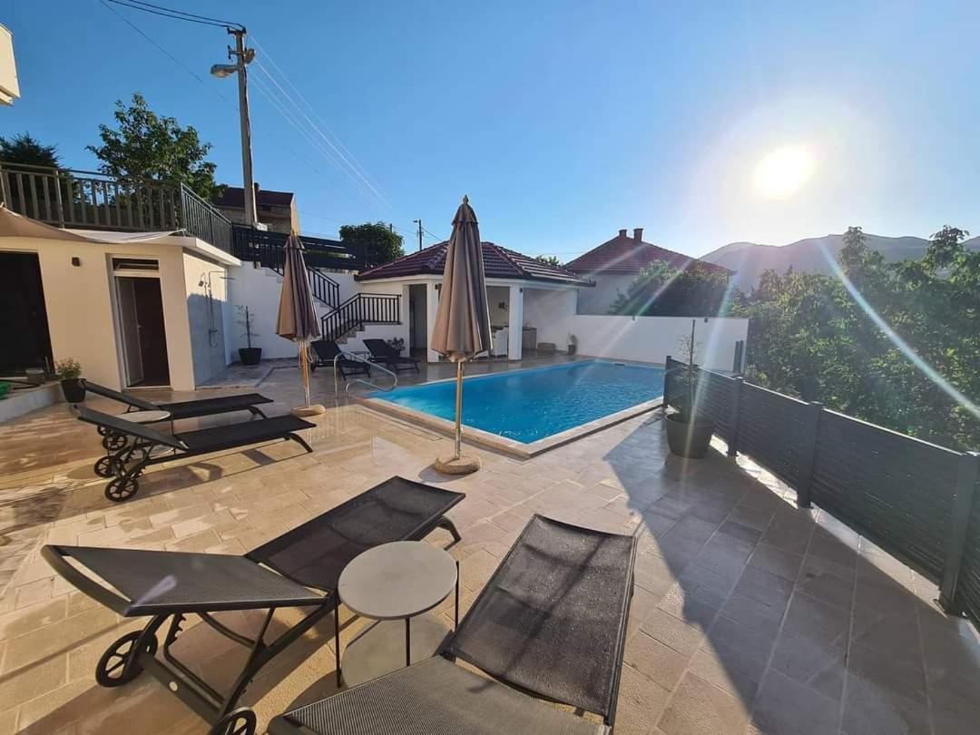 Studio Apartmani Milovic Trebinje Eksteriør billede