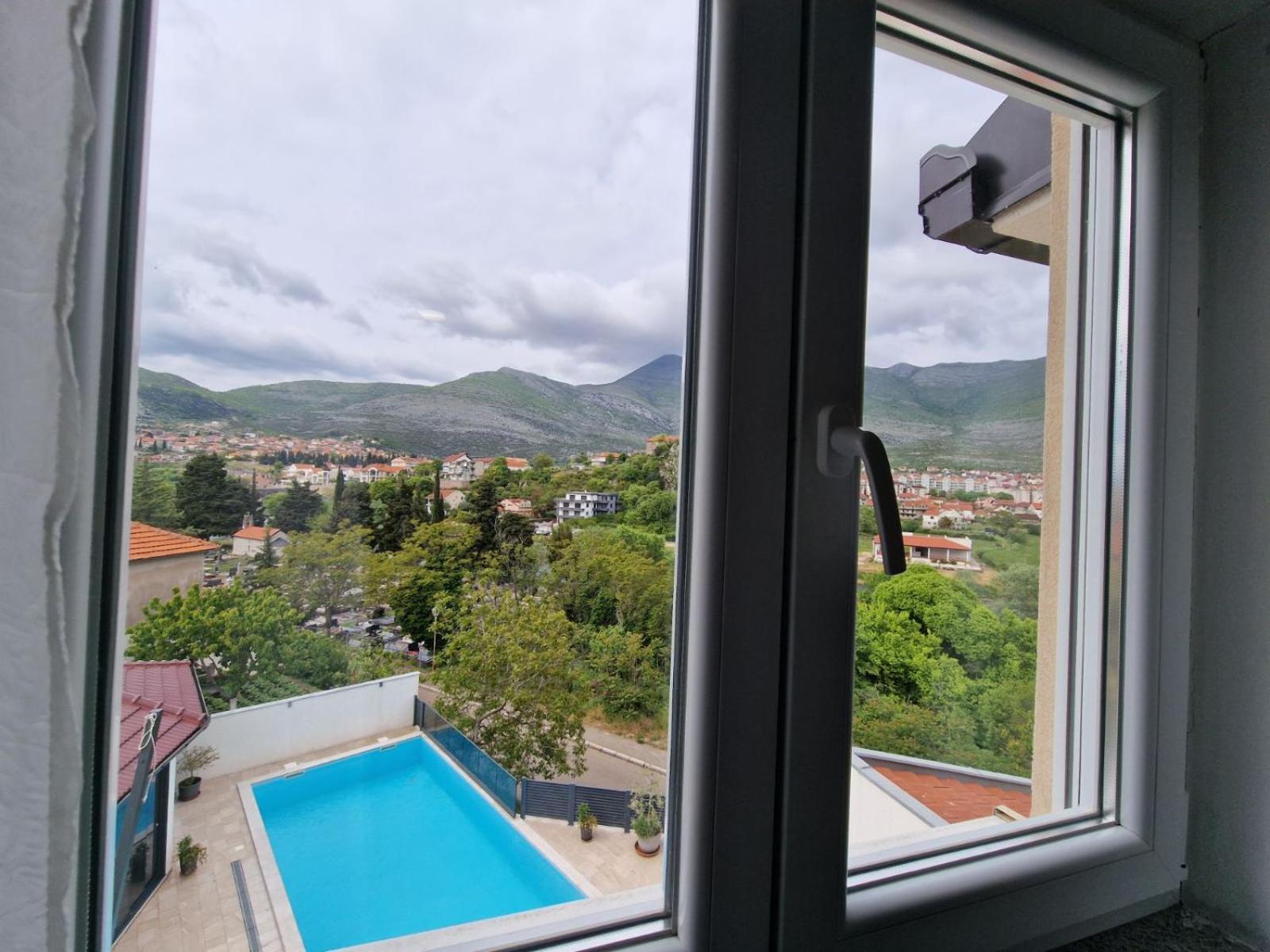Studio Apartmani Milovic Trebinje Eksteriør billede