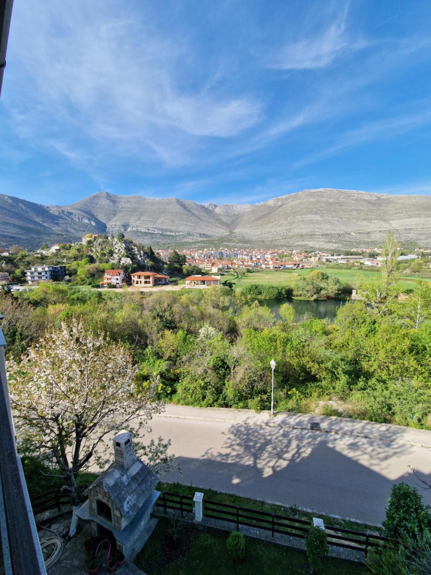 Studio Apartmani Milovic Trebinje Eksteriør billede