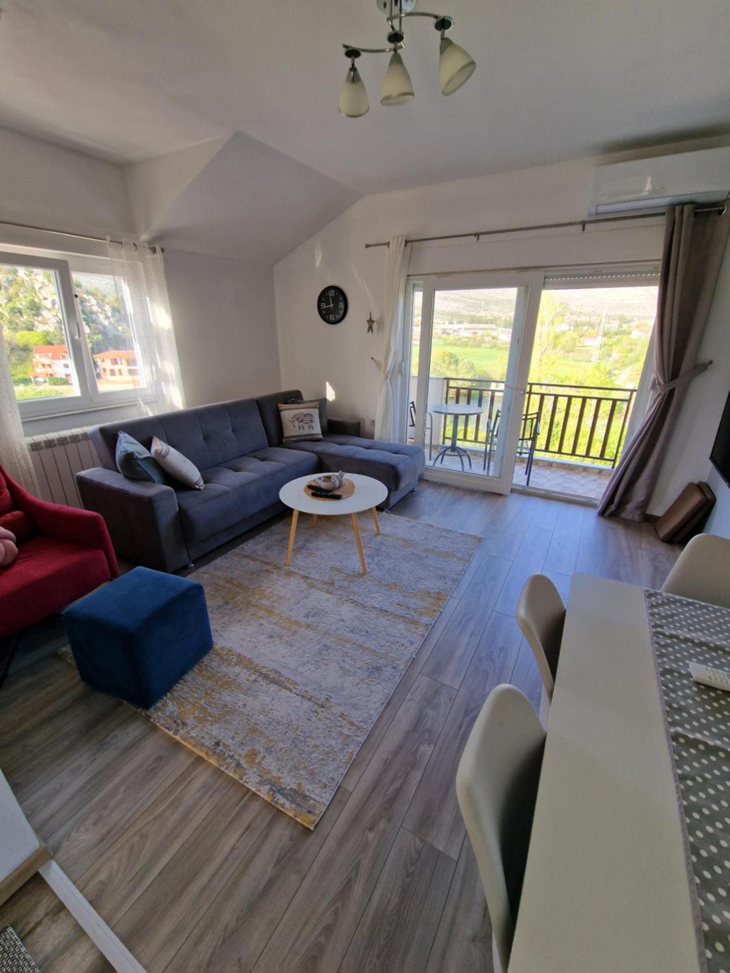 Studio Apartmani Milovic Trebinje Eksteriør billede